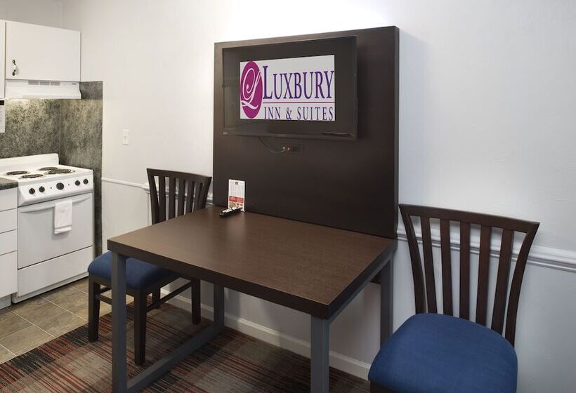 套房, Luxbury Inn & Suites