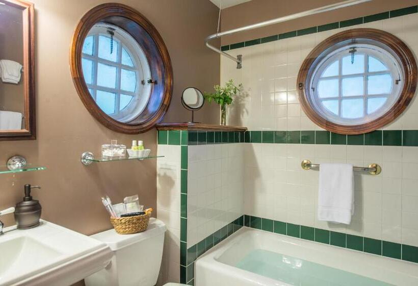 Номер Стандарт, Inn On Putney Road
