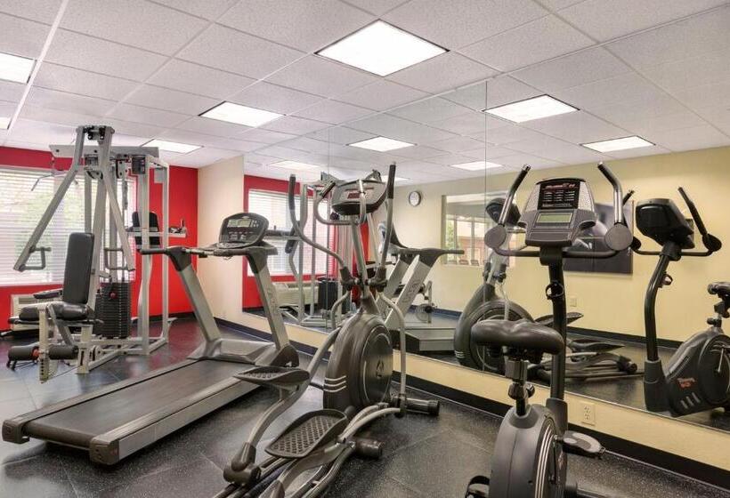 Люкс Кровать Кинг, Country Inn & Suites By Radisson, Chester, Va