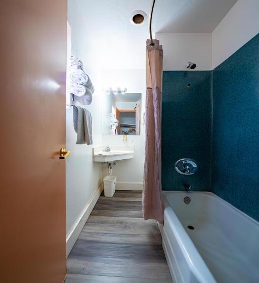 Номер Стандарт, Budget Inn Madras