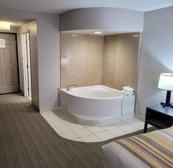 ハイドロマッサージバス付きスイート, Country Inn & Suites By Radisson, Washington, D.c. East  Capitol Heights, Md