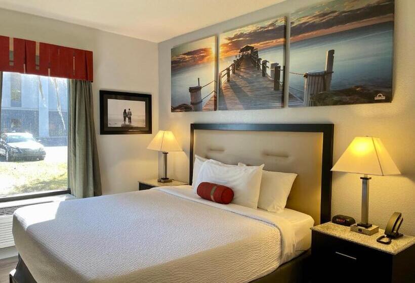 장애인을 위한 킹사이즈 침대 스탠다드 룸, Days Inn & Suites By Wyndham Lakeland