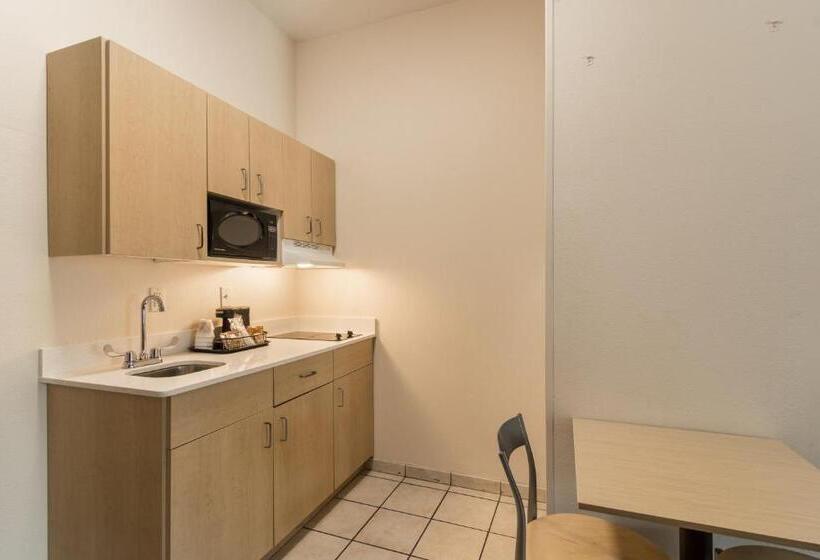 豪华房间, Red Roof Inn Panama City