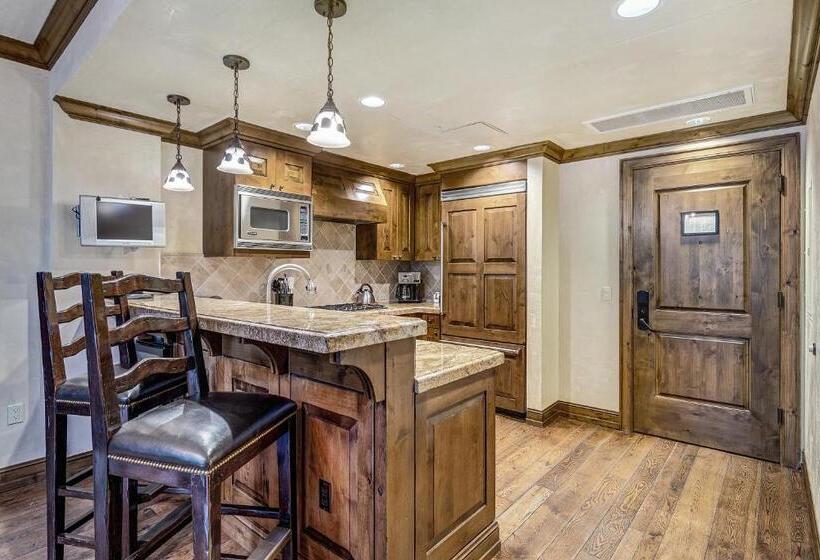 Люкс 2 Спальни, The Aspen Mountain Residences