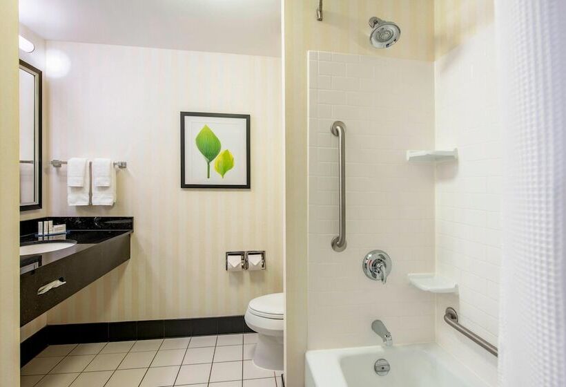 스탠다드 스튜디오, Fairfield Inn & Suites By Marriott Winnipeg