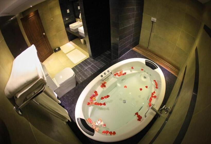 Люкс, Grand Udawalawe Safari Resort