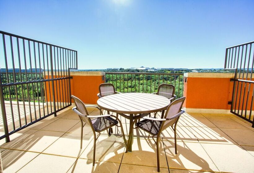 带露台的豪华间, Drury Inn & Suites San Antonio Near La Cantera