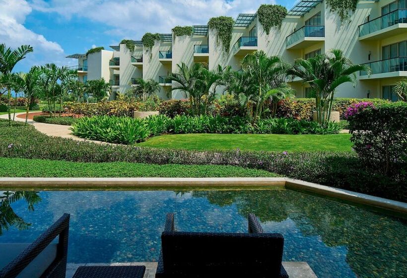 Номер Стандарт Двуспальная Кровать, Sheraton Bali Kuta Resort