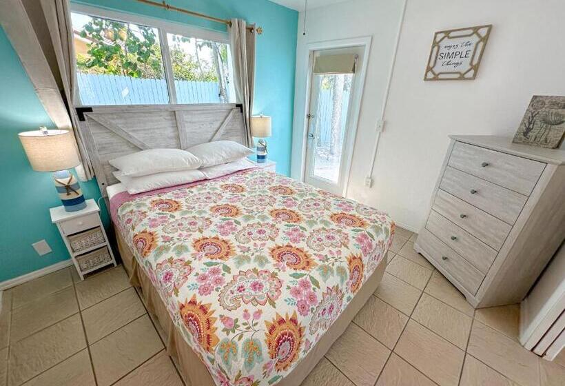 Номер Стандарт Вид на Сад, The Pearl Beach Inn