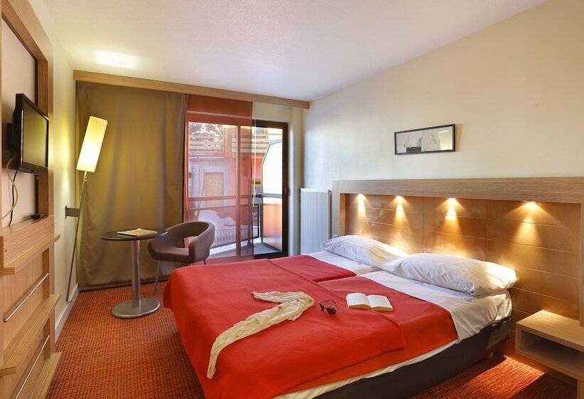 Классический Номер, Suite Home Briancon Serre Chevalier
