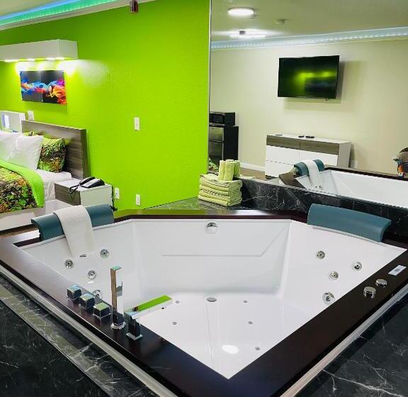 Люкс Повышенной Комфортности, Classic Motor Lodge Providence   West Greenwich