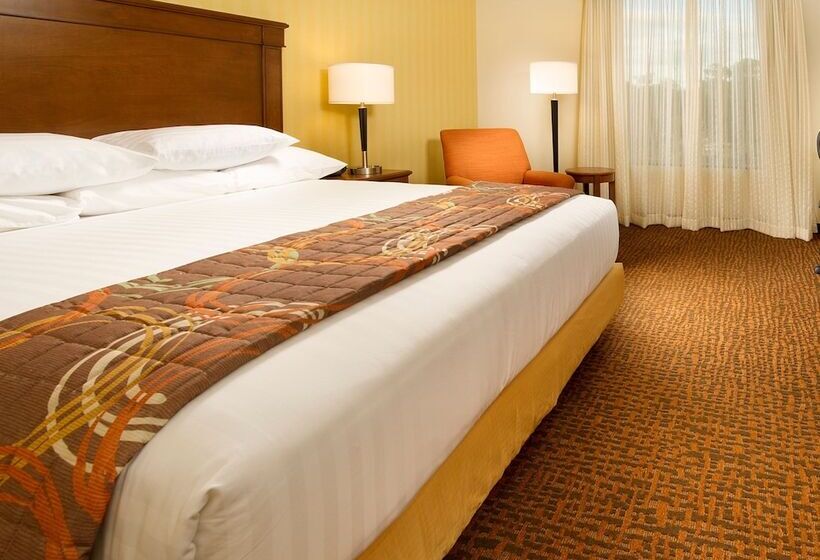 Номер Deluxe, Drury Plaza Hotel Valdosta