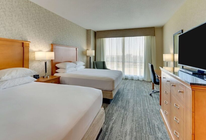 Номер Deluxe, Drury Inn & Suites Orlando Near Universal Orlando Resort