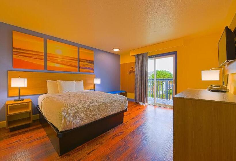 스탠다드 발코니 룸, Coastal Inn By Oyo Lincoln City Oregon Coast Hwy