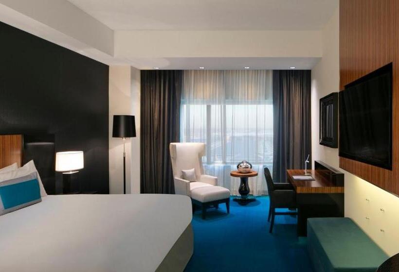 キングサイズベッドのエクゼクティブルーム, Radisson Blu Mall Of America