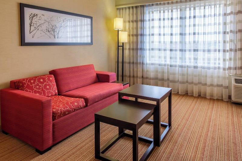 سوییت جونیور, Sun City Hotel   The Gabriel