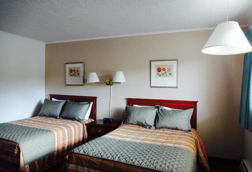 Номер Стандарт 2 Двуспальные Кровати, Gorham Motor Inn