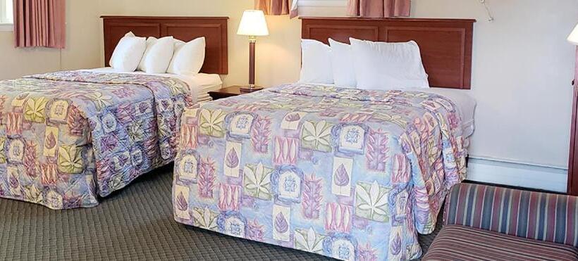 Семейный Номер, Gorham Motor Inn