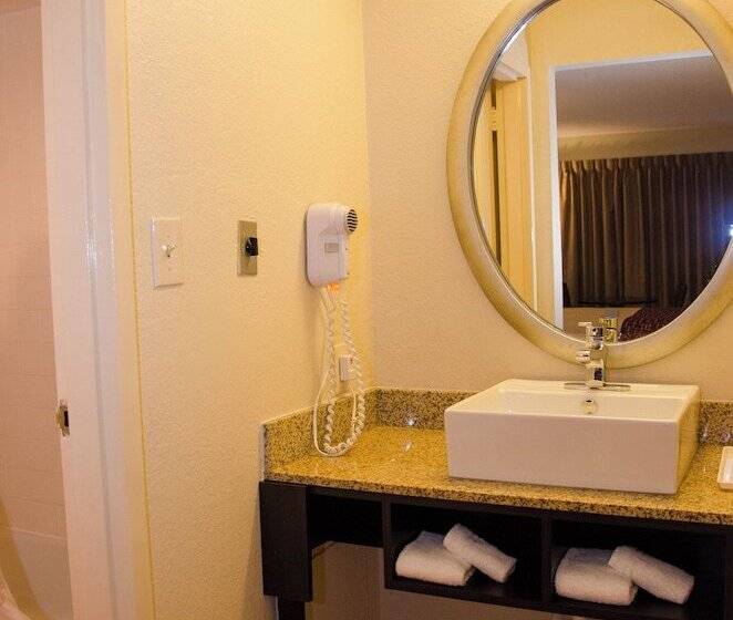 Номер Deluxe, Red Roof Inn Williamsburg