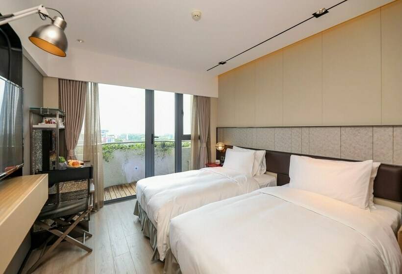Номер Deluxe, Ethoshotel Wuhan Riverside