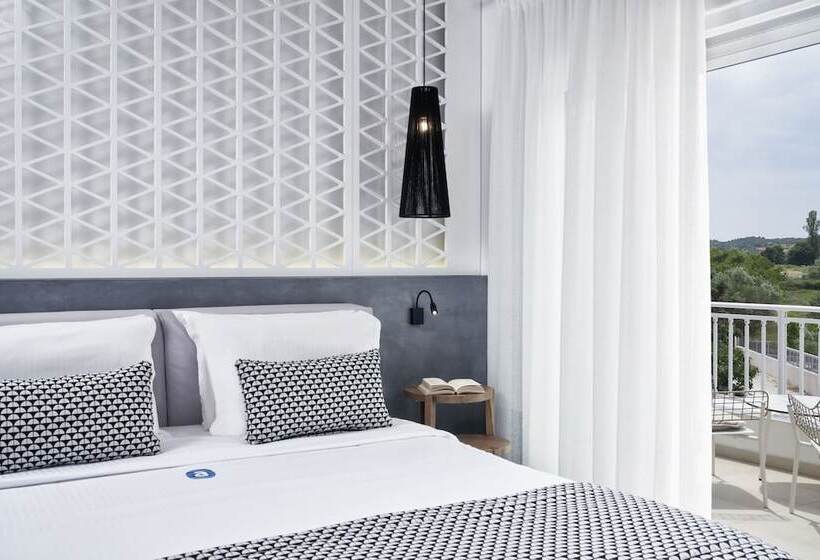 Quarto Estandar, Antigoni Seaside Resort