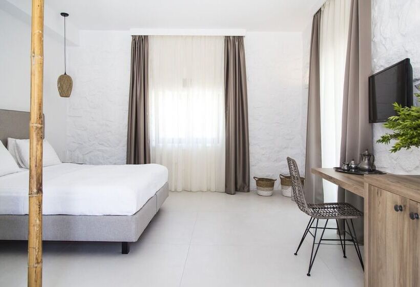 סוויטת ג'וניור נוף לים, Ftelia Bay Boutique