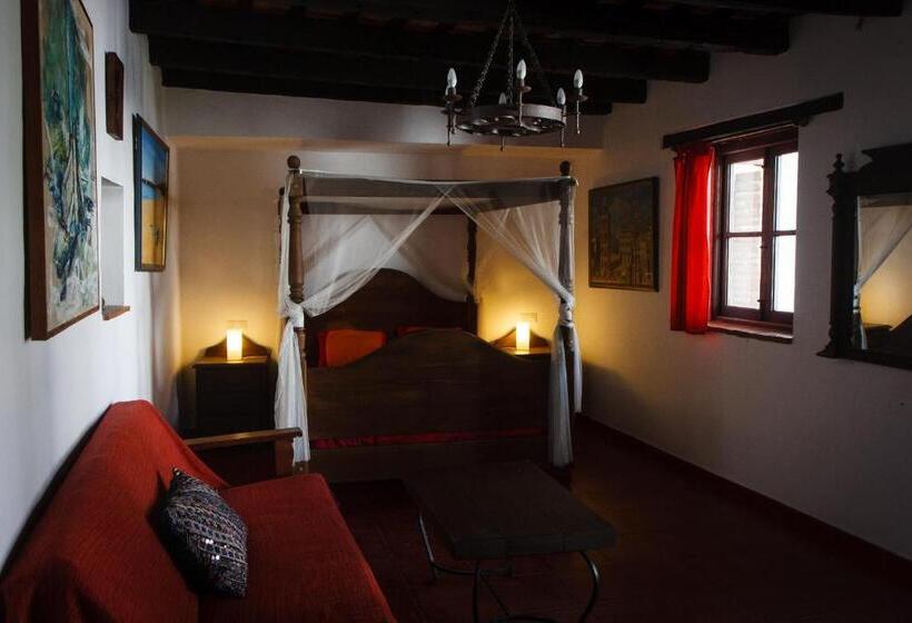 バルコニー付きスタンダードルーム, Posada La Casa Grande