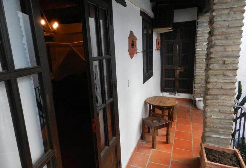 バルコニー付きスタンダードルーム, Posada La Casa Grande