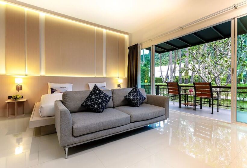 Deluxe Szoba Terasszal, The Palmery Resort