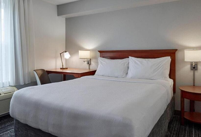 Люкс 2 Спальни, Towneplace Suites Medford