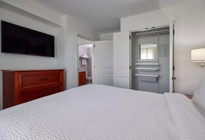 Люкс, Towneplace Suites Medford