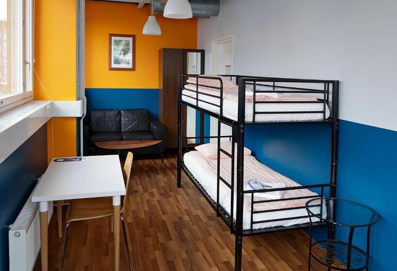 Семейный Номер Совместный Санузел, Cheapsleep Hostel Helsinki