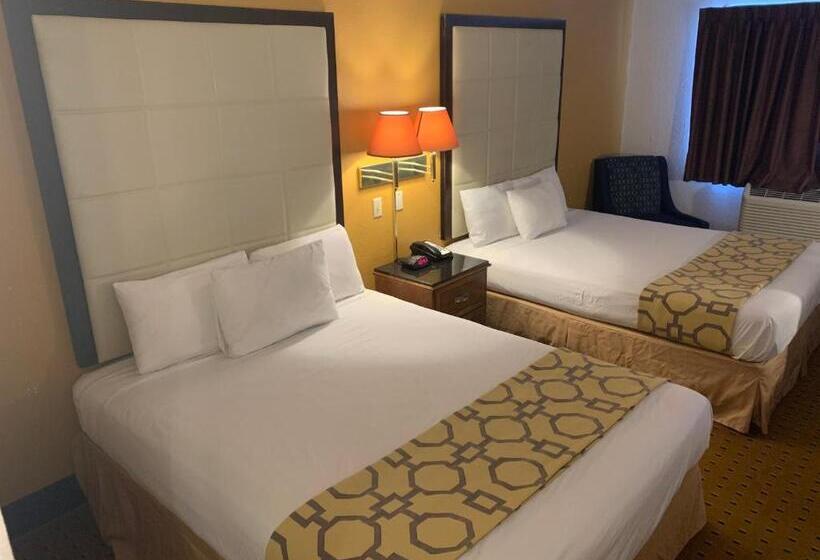 Номер Стандарт, Brentwood Inn & Suites