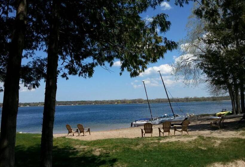 디럭스 룸, Beach Harbor Resort