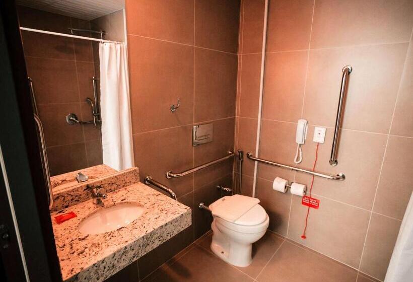 Номер Стандарт Адаптированный для Инвалидов, Ibis Budget Capao Bonito
