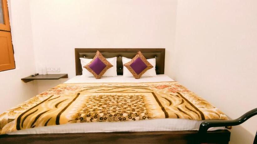 Номер Deluxe, Shanti Inn