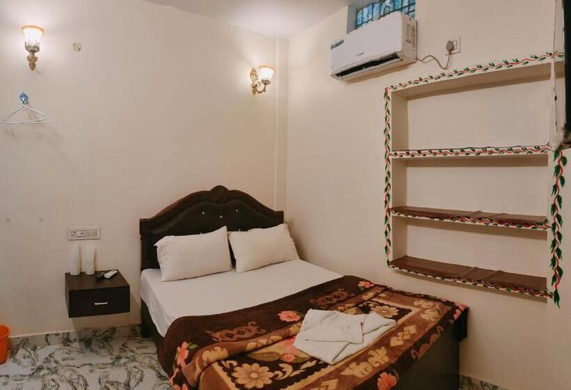 Номер Стандарт, Shanti Inn