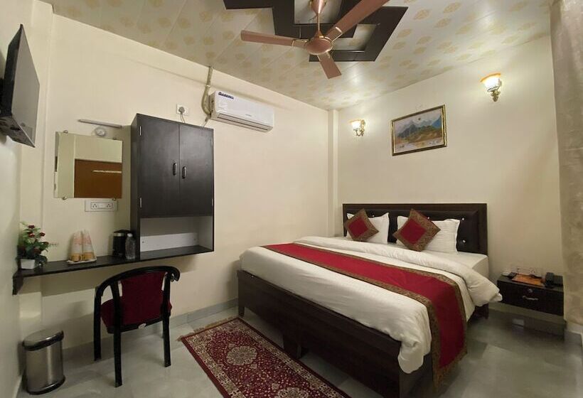 Номер Deluxe, Shanti Inn