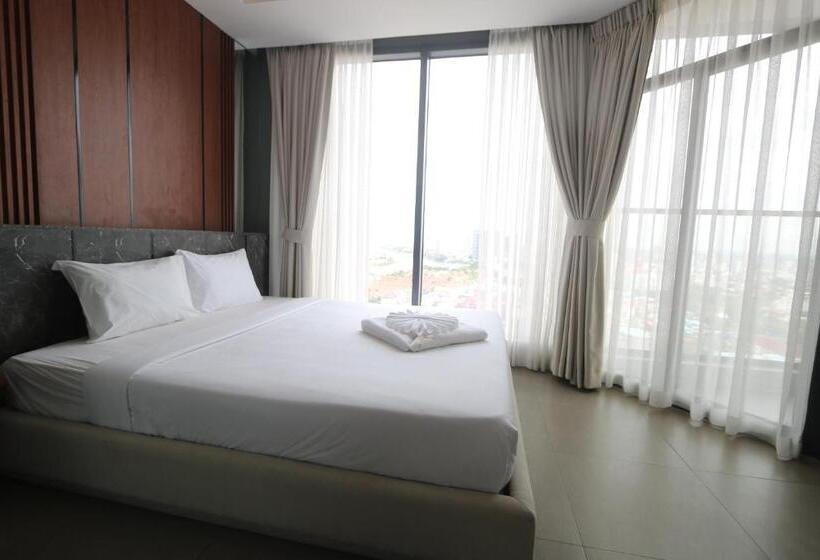 디럭스 룸, The Penthouse Residence