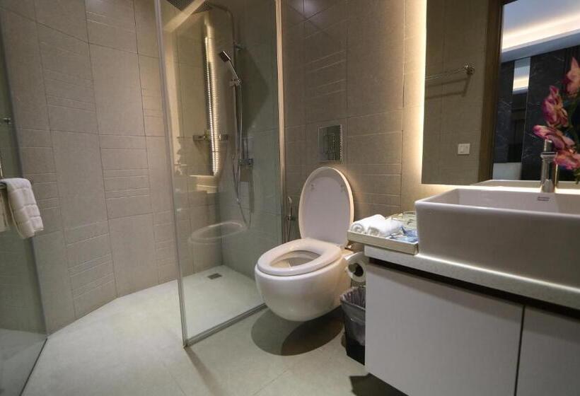 디럭스 룸, The Penthouse Residence