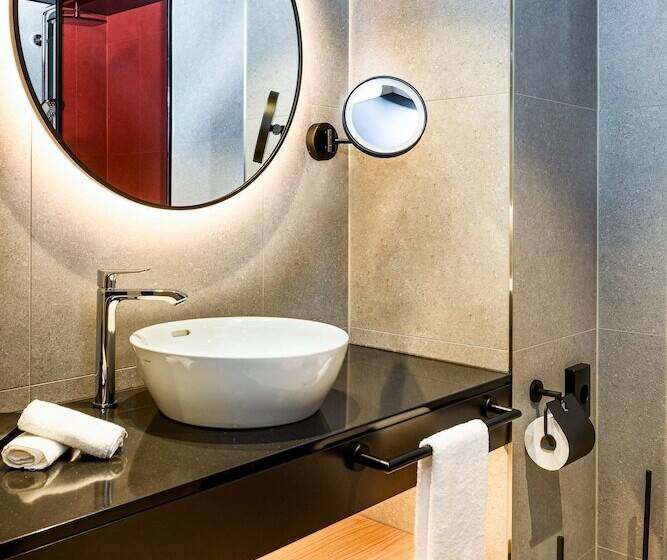 家庭间, Radisson Red Hotel, Vienna