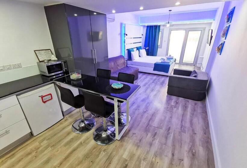 استودیو خانوادگی, Mariandry Apartments