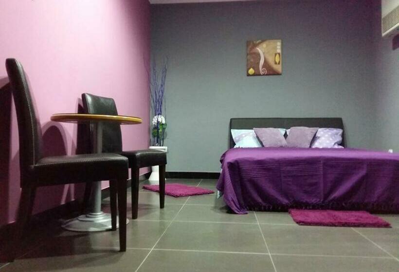 اتاق استاندارد, Bela Ruža