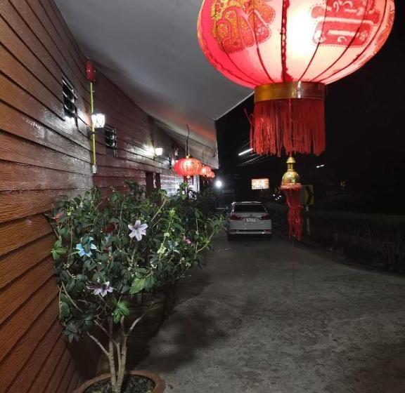 Номер Стандарт, Baan Ruam Cha