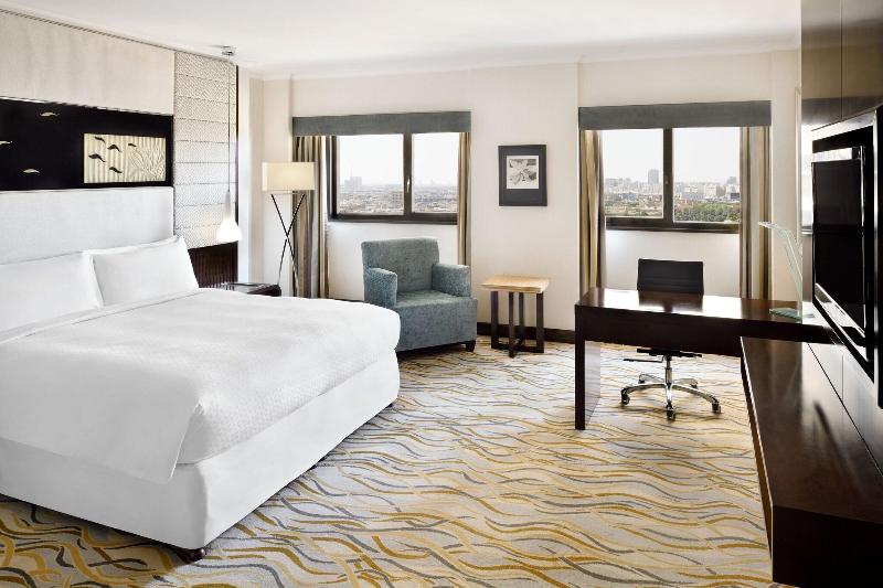 キングサイズベッドのスーペリアルーム, Four Points By Sheraton Riyadh Khaldia