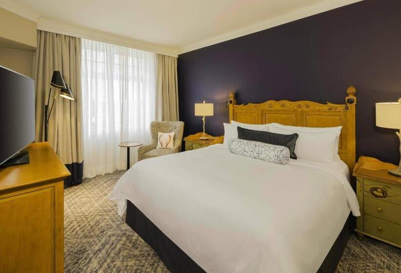带大床的套房, Jw Marriott The Rosseau Muskoka Resort & Spa