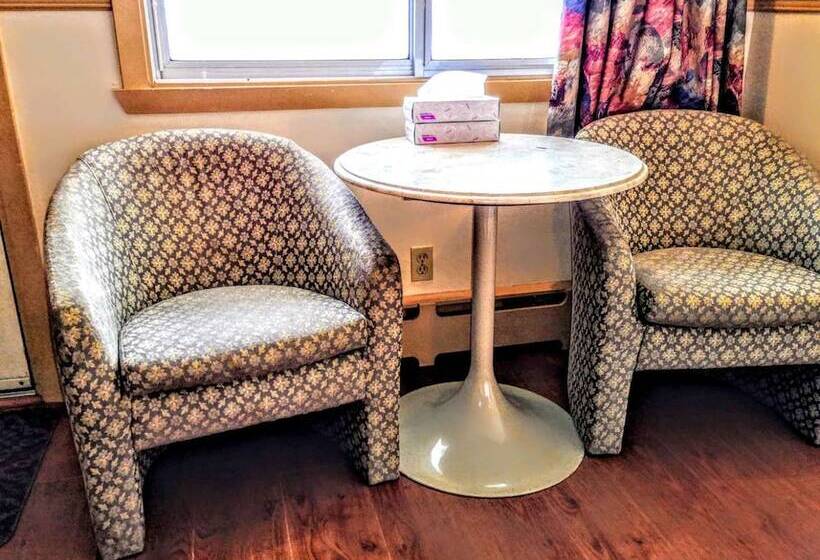 Номер Стандарт 2 Двуспальные Кровати, Motel La Marquise