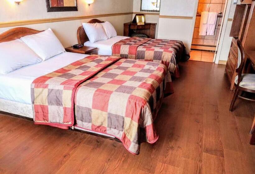 Номер Стандарт 2 Двуспальные Кровати, Motel La Marquise