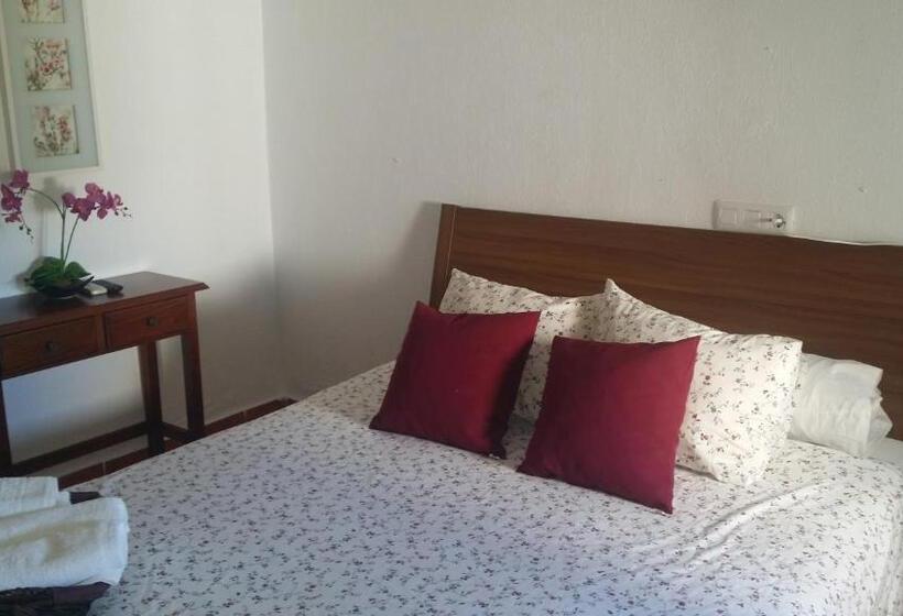スタンダードトリプルルーム, Hostal Rural La Plata Parking Incluido