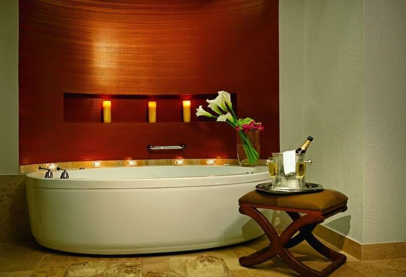 クラブジュニアスイート, Secrets Puerto Los Cabos Golf & Spa18+